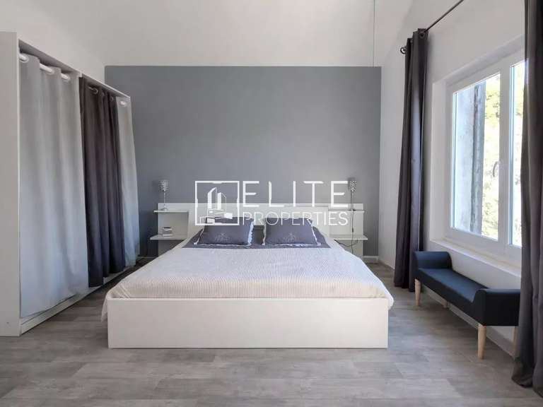 Maison Le Tignet - 3 chambres - 200m²