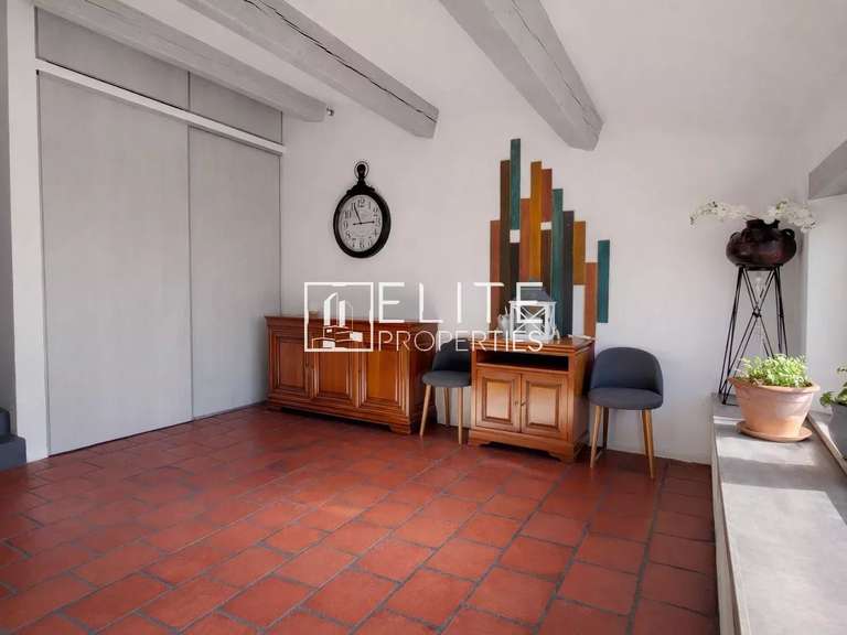 Maison Le Tignet - 3 chambres - 200m²