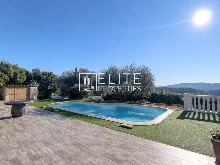 Maison Le Tignet - 3 chambres - 200m²