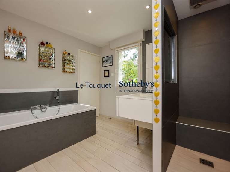 House Le Touquet-Paris-Plage - 5 bedrooms - 240m²