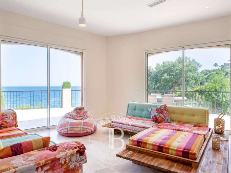 Villa Le trayas - 6 chambres - 450m²