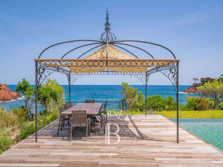 Villa with Sea view le trayas - 6 bedrooms - 450m²