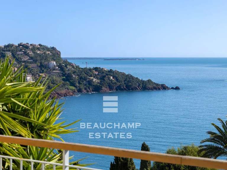 Villa avec Vue sur mer Le trayas - 3 chambres - 175m²