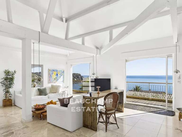Villa avec Vue sur mer Le trayas - 3 chambres - 175m²