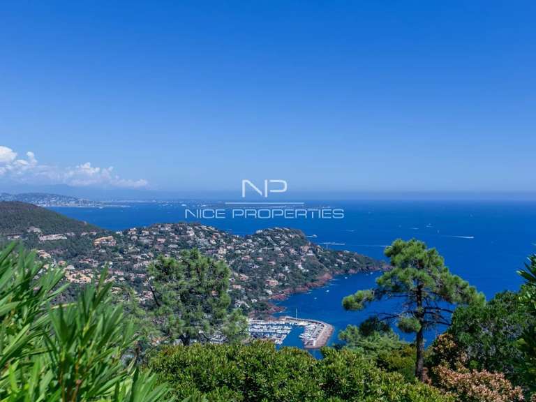 Villa avec Vue sur mer Le trayas - 4 chambres - 265m²