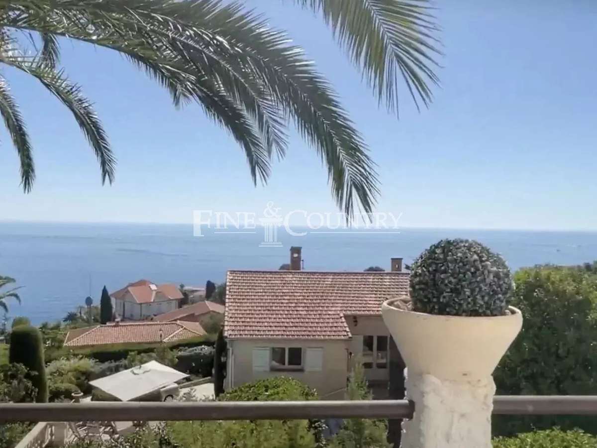 Villa le trayas
