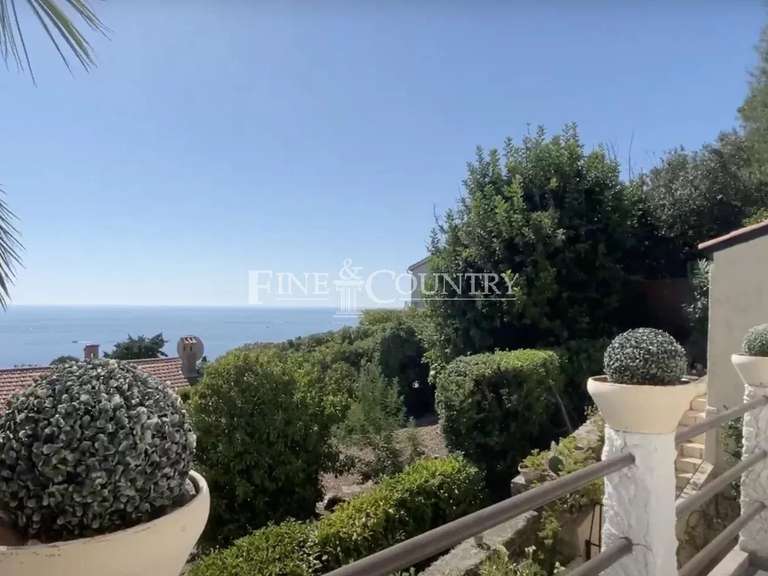 Villa with Sea view le trayas - 5 bedrooms - 168m²