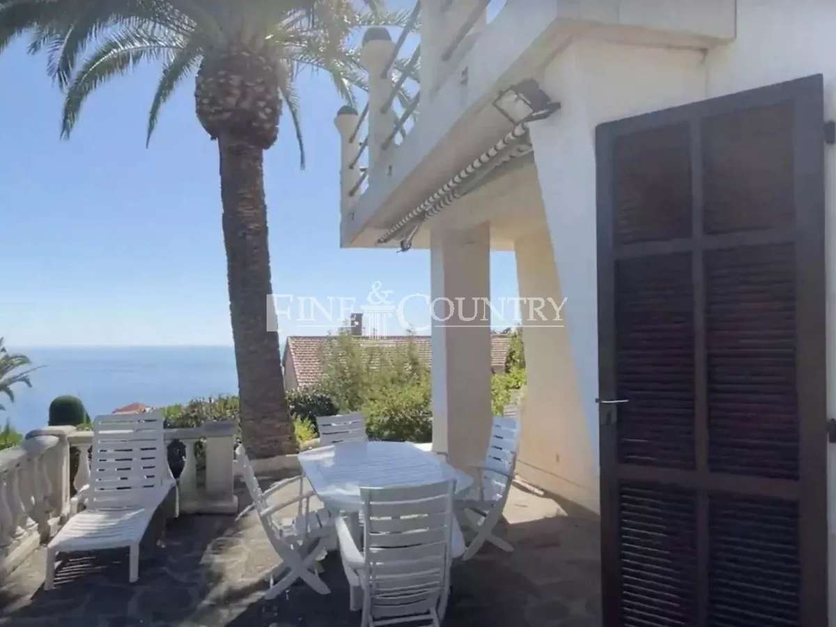 Villa le trayas