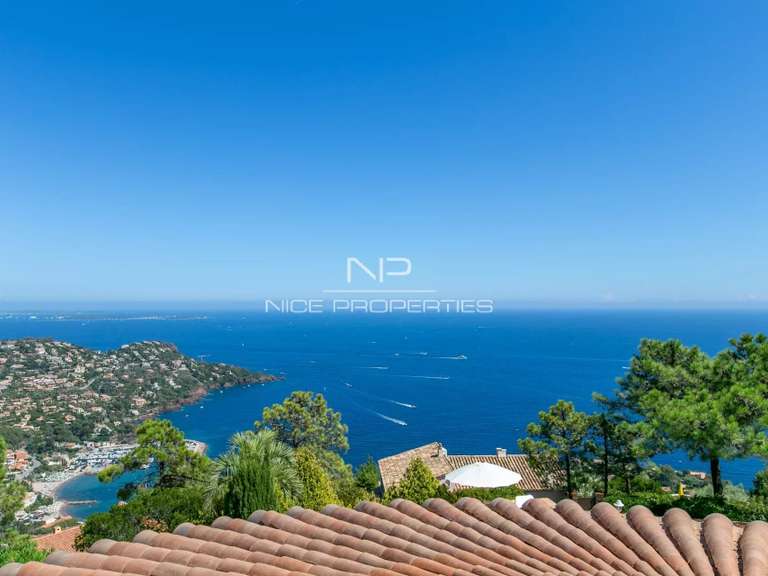 Villa avec Vue sur mer Le trayas - 4 chambres - 265m²