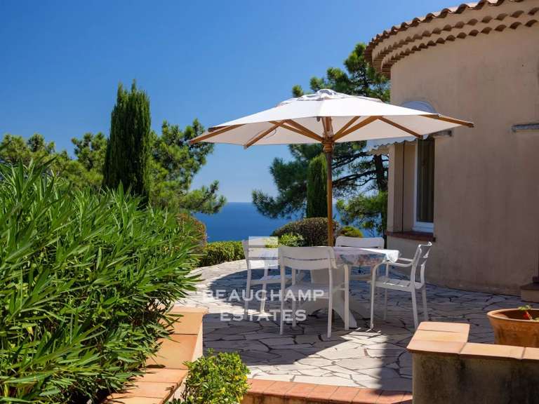 Villa avec Vue sur mer Le trayas - 5 chambres - 234m²