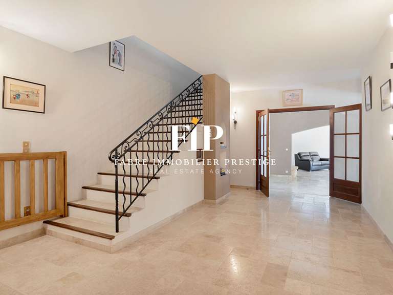 Propriété Le Val - 5 chambres - 300m²