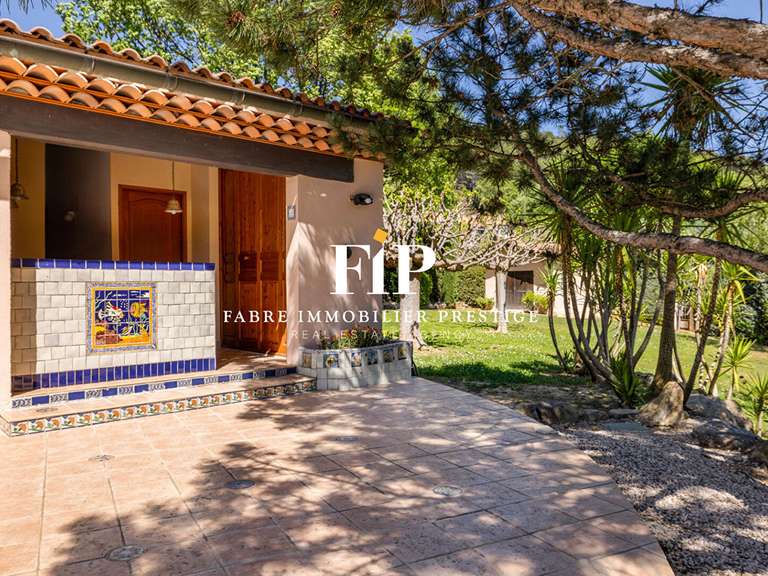 Propriété Le Val - 5 chambres - 300m²