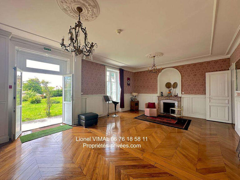 Propriété Le Vernet-Chaméane - 13 chambres