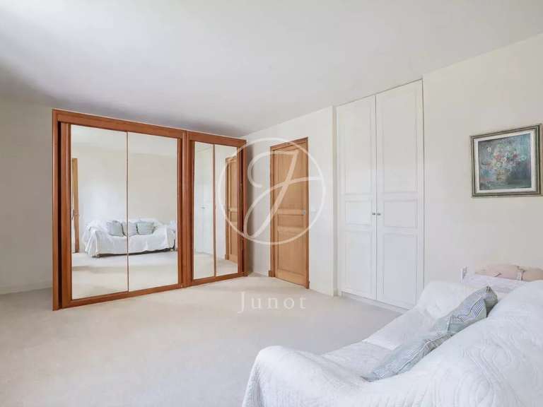 Appartement Le Vésinet - 5 chambres - 244m²