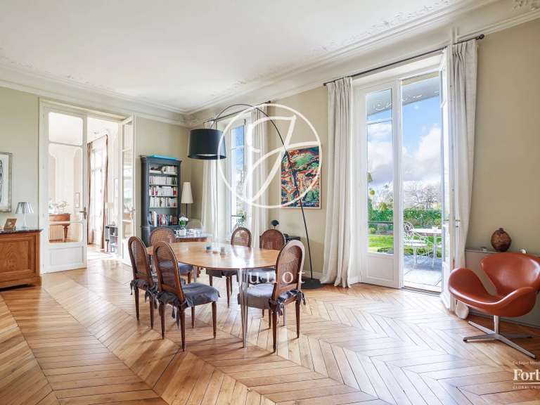 Appartement Le Vésinet - 5 chambres - 244m²