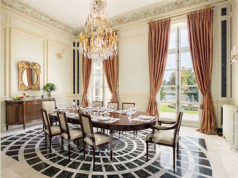 Mansion Le Vésinet - 8 bedrooms - 2000m²
