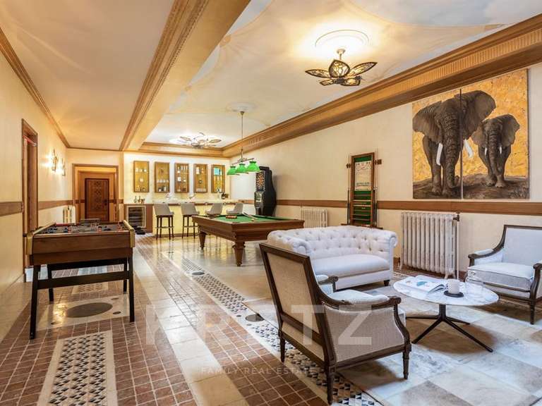 Mansion Le Vésinet - 8 bedrooms - 2000m²