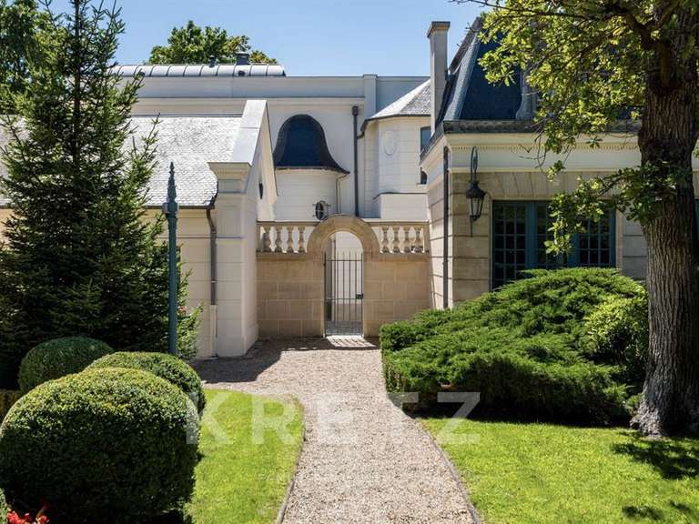 Hôtel particulier Le Vésinet - 8 chambres - 2000m²