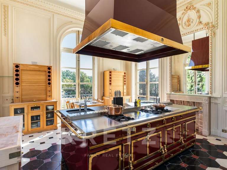 Mansion Le Vésinet - 8 bedrooms - 2000m²