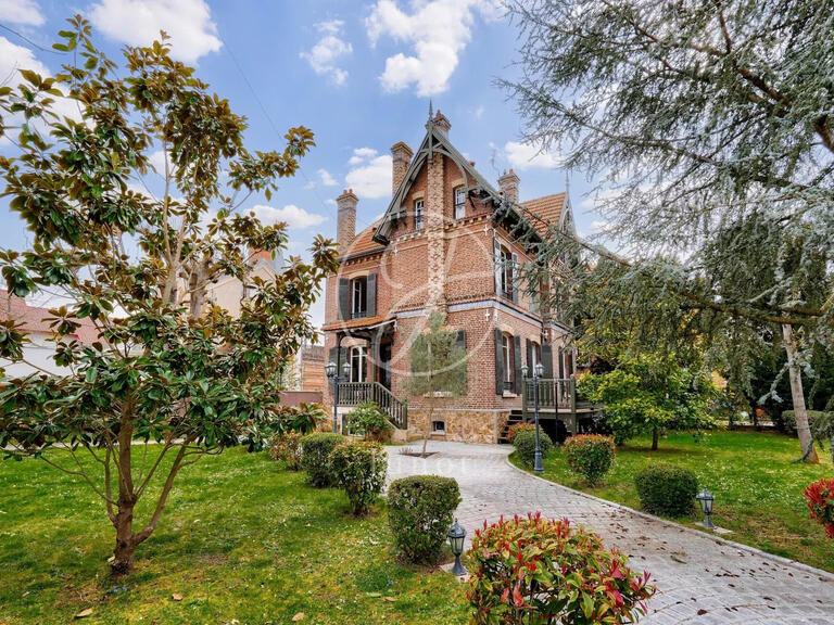 Maison Le Vésinet - 6 chambres - 219m²