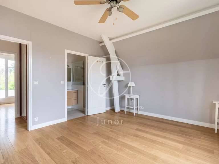 Maison Le Vésinet - 5 chambres - 267m²