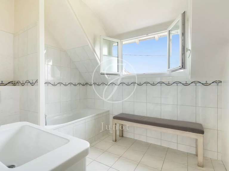 Maison Le Vésinet - 5 chambres - 267m²