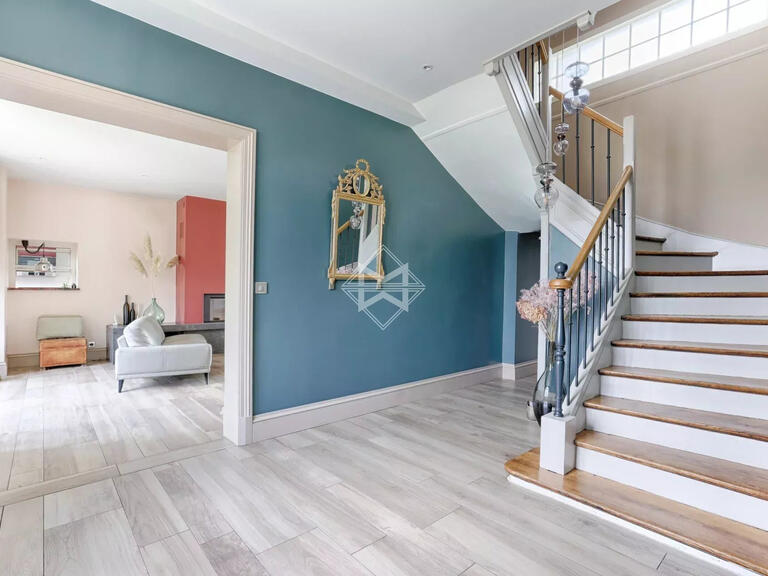 House Le Vésinet - 5 bedrooms - 384m²