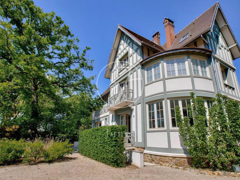 House Le Vésinet - 5 bedrooms - 384m²