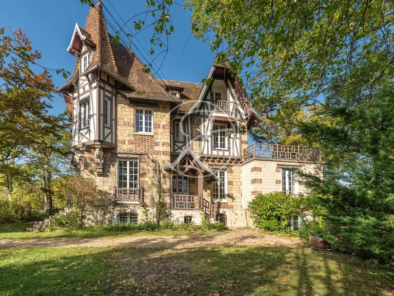 Maison Le Vésinet - 9 chambres - 258m²