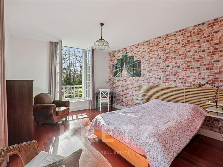 House Le Vésinet - 8 bedrooms - 258m²