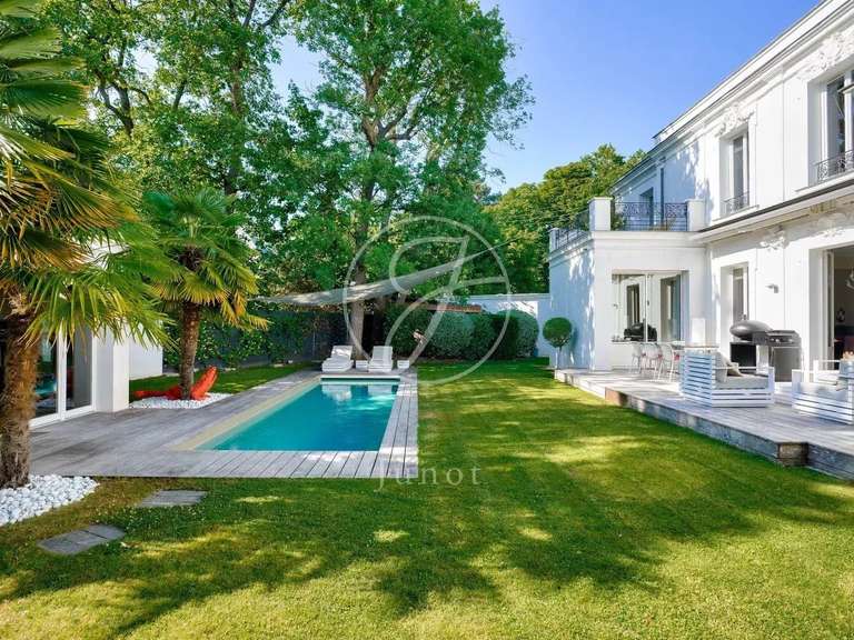 House Le Vésinet - 5 bedrooms - 405m²