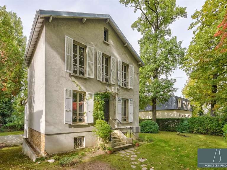 House Le Vésinet - 4 bedrooms - 145m²