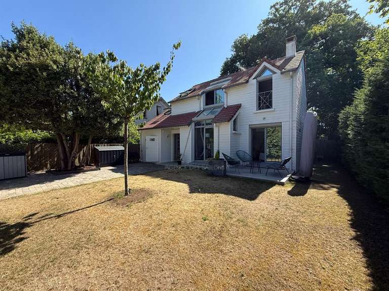 House Le Vésinet - 3 bedrooms - 120m²