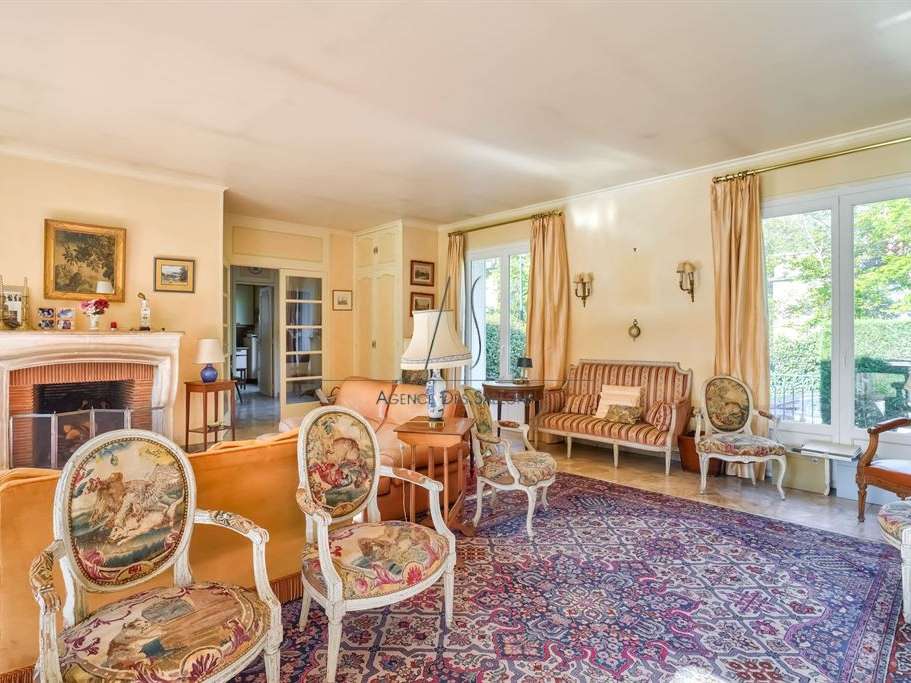 House Le Vésinet