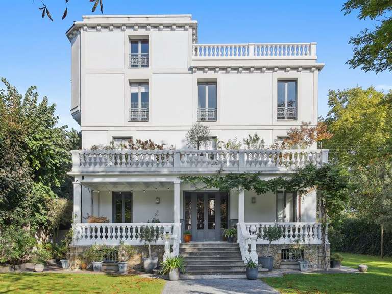 House Le Vésinet - 3 bedrooms - 200m²