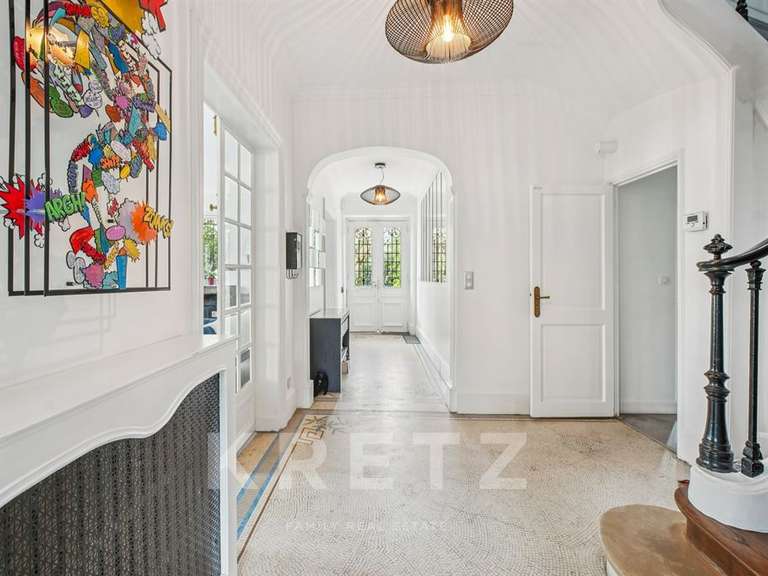 House Le Vésinet - 8 bedrooms - 536m²
