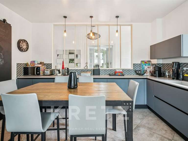 House Le Vésinet - 8 bedrooms - 536m²