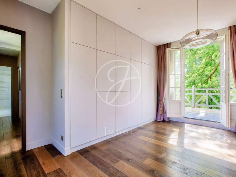 Maison Le Vésinet - 5 chambres - 384m²