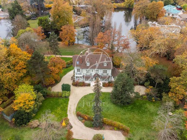 Maison Le Vésinet - 5 chambres - 384m²