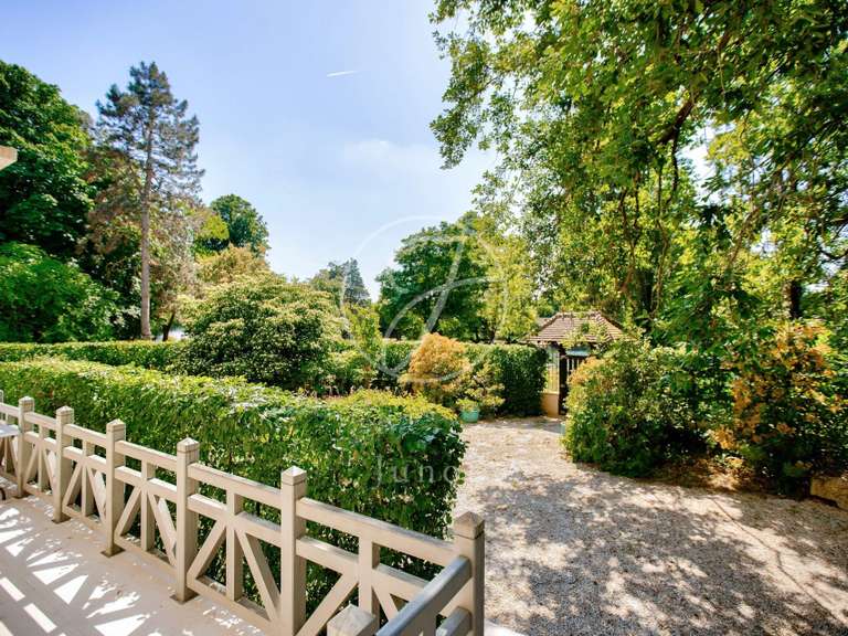 Maison Le Vésinet - 5 chambres - 384m²