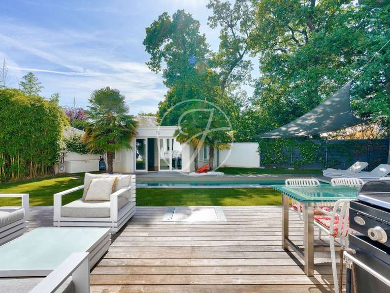 House Le Vésinet - 5 bedrooms - 405m²