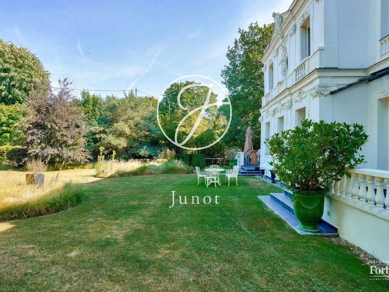 Maison Le Vésinet - 5 chambres - 405m²