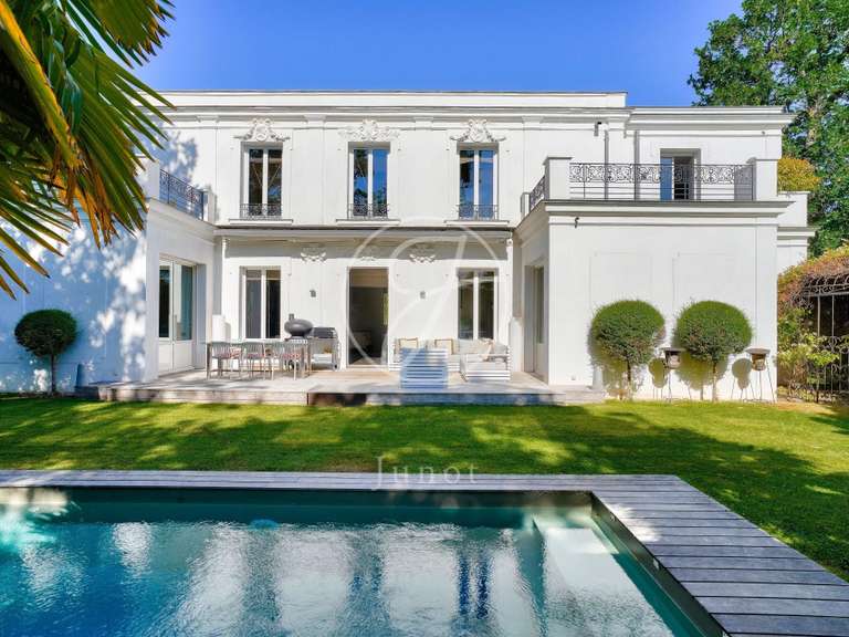 House Le Vésinet - 5 bedrooms - 405m²