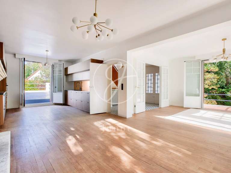 Maison Le Vésinet - 5 chambres - 278m²