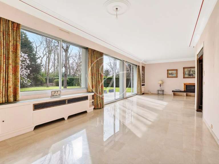 Maison Le Vésinet - 6 chambres - 339m²