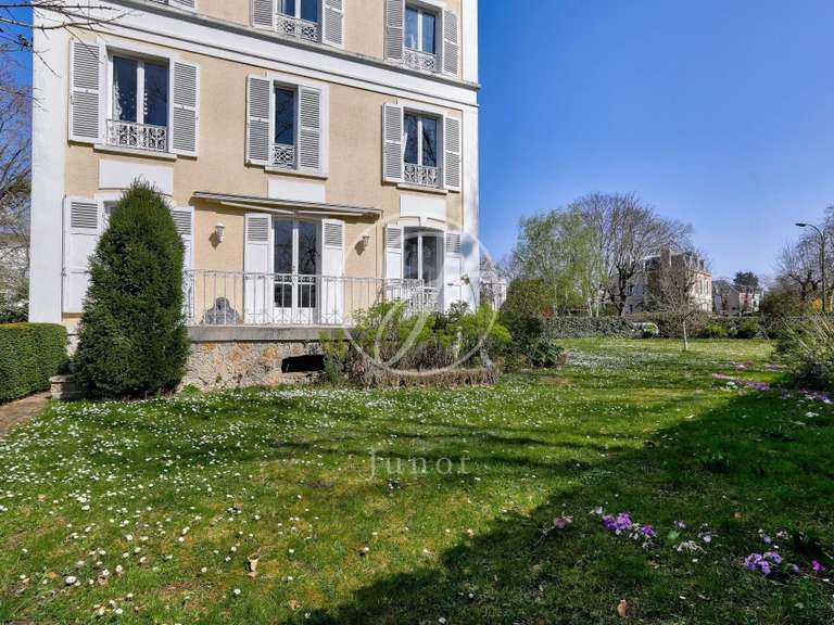 Maison Le Vésinet - 10 chambres - 411m²