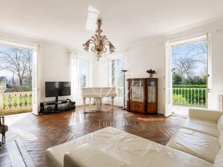 Maison Le Vésinet - 10 chambres - 411m²