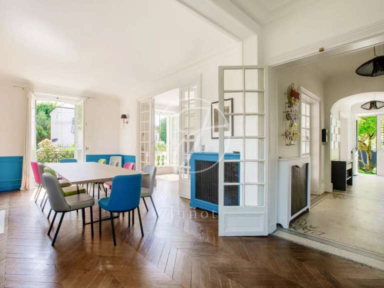 House Le Vésinet - 7 bedrooms - 561m²