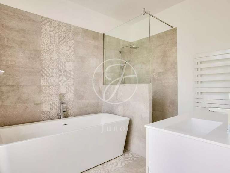 House Le Vésinet - 7 bedrooms - 561m²