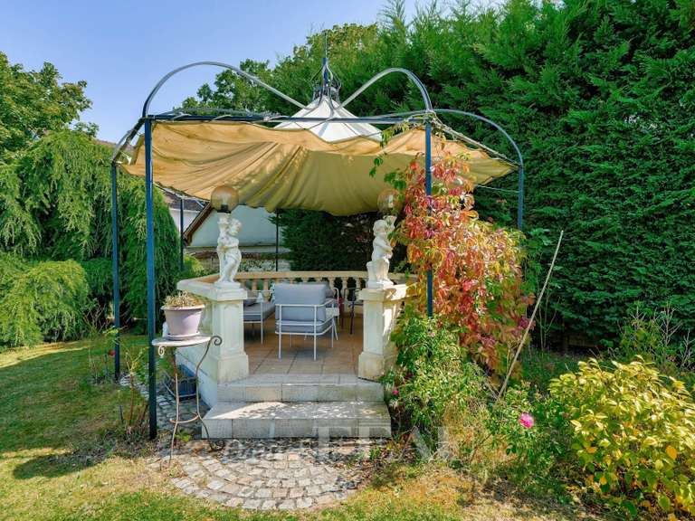 Maison Le Vésinet - 4 chambres - 316m²